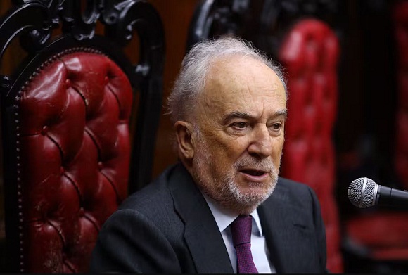 santiago muñoz machado